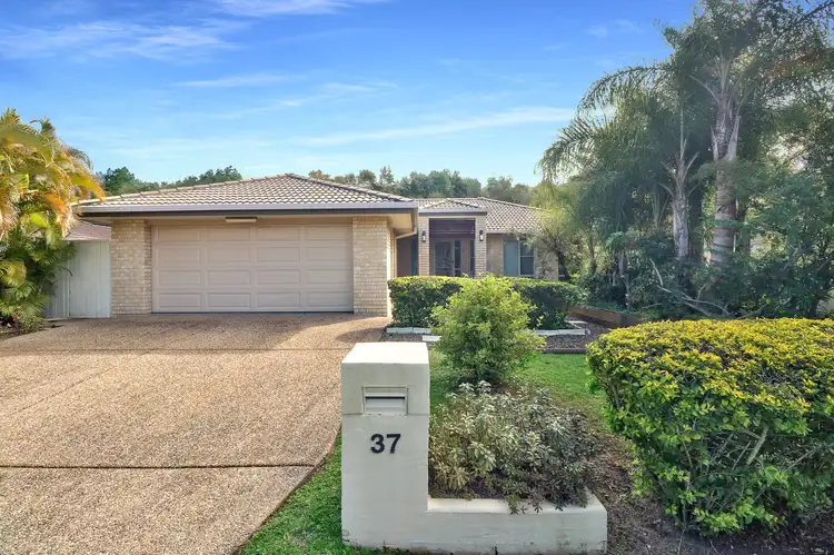 37 Whitsunday Dr, Pacific Paradise QLD 4564