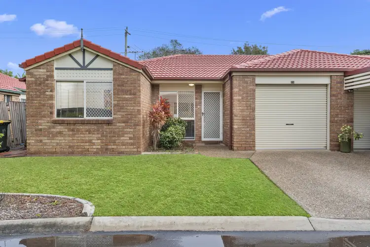 17 Denham St