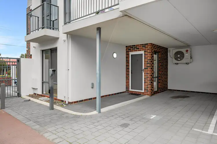 Fourth view of Homely apartment listing, Unit 1/148 Wharf St, Cannington WA 6107