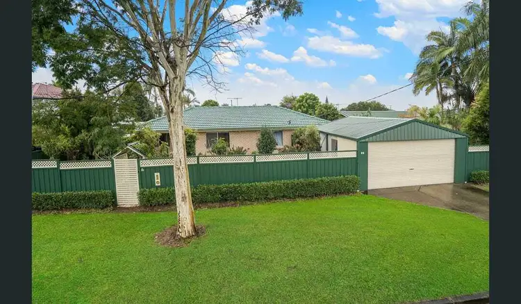 10 Enford St