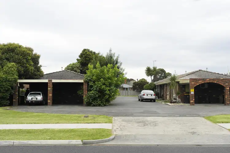 Second view of Homely unit listing, Unit 6/8-10 John St, Traralgon VIC 3844