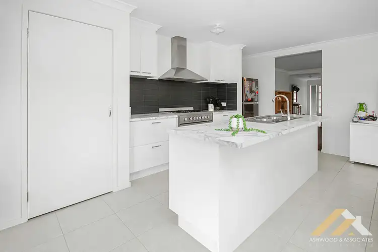 Fourth view of Homely house listing, 24 Kennelly Cres, Stratford VIC 3862