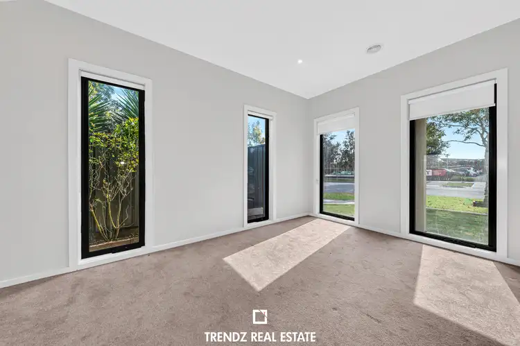 Fifth view of Homely house listing, 80 Wheelers Park Dr, Cranbourne North VIC 3977