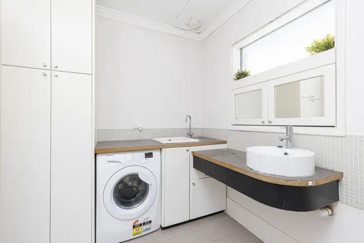 Fifth view of Homely unit listing, 8/3 Currie Street, Jolimont WA 6014