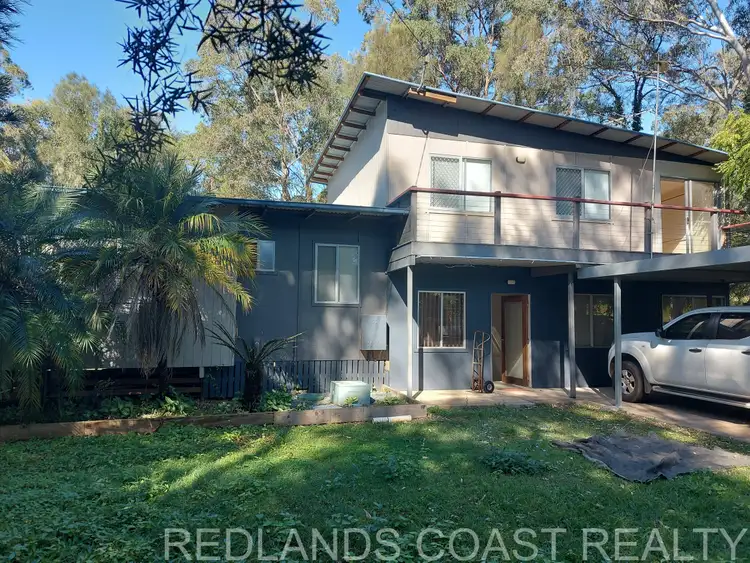 Main view of Homely townhouse listing, 4 Thomas St, Macleay Island QLD 4184