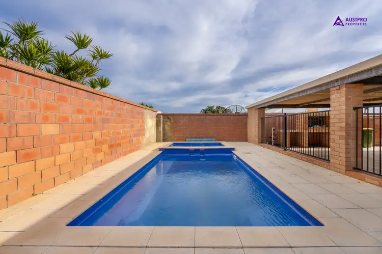 22 Moonlight Court, Huntingdale WA 6110