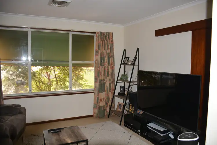 Fifth view of Homely unit listing, Unit 1/2 Margaret Court, Cobram VIC 3644