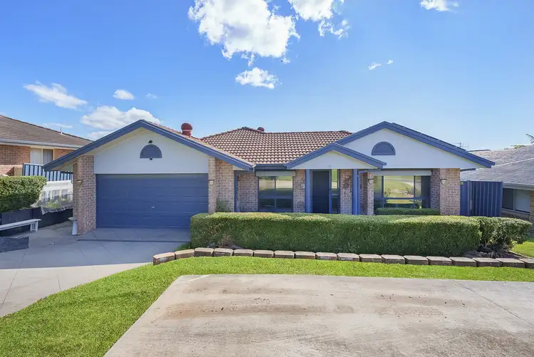 17 Bounty Ave, Lake Cathie NSW 2445