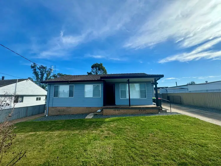 26 Nelson St, Greta NSW 2334
