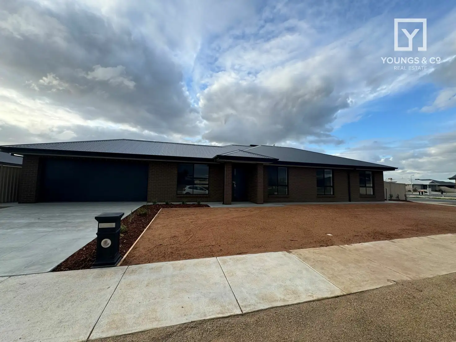 Main view of Homely house listing, 16 Gilmour Cres, Kialla VIC 3631