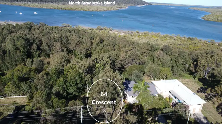 64 Crescent Drive, Russell Island QLD 4184