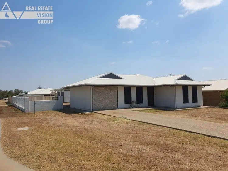 1 Scenic Dr, Emerald QLD 4720