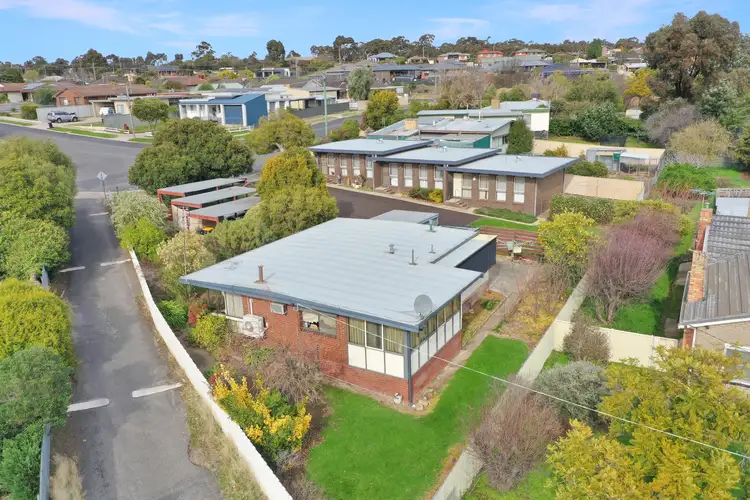 7/9 Sharpley Ave