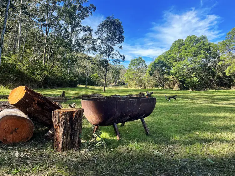 19 Narone Creek Road, Wollombi NSW 2325
