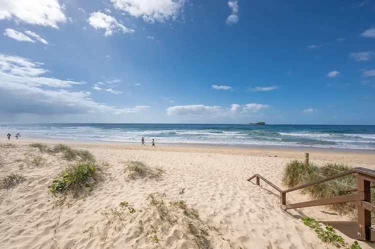 13-15 Mudjimba Esplanade