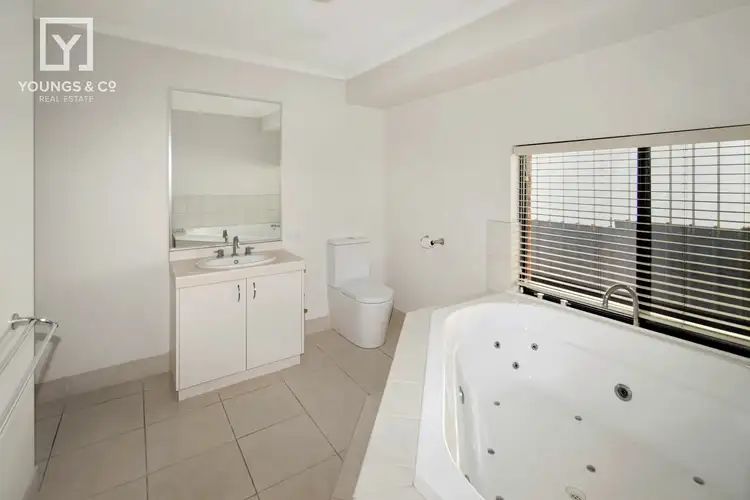 Seventh view of Homely house listing, 3 Winolite Ct, Mooroopna VIC 3629