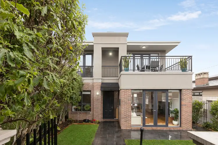 16 Seymour Grove, Brighton VIC 3186