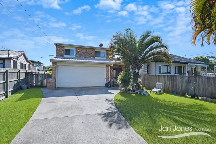 Second view of Homely house listing, 27 Thompson Cres, Clontarf QLD 4019