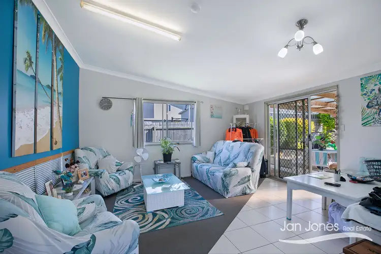 Fifth view of Homely house listing, 27 Thompson Cres, Clontarf QLD 4019