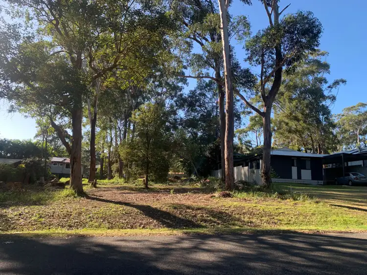 12 Lau St, Russell Island QLD 4184