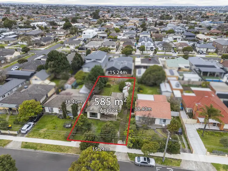 24 Deutscher Street, Avondale Heights VIC 3034
