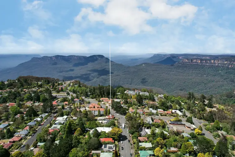 Second view of Homely block of units listing, 178 Lurline St, Katoomba NSW 2780