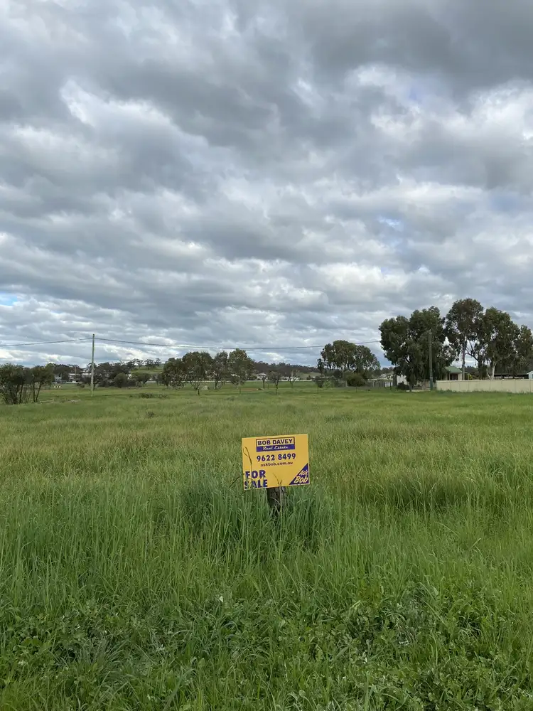 281 Duke St, Northam WA 6401