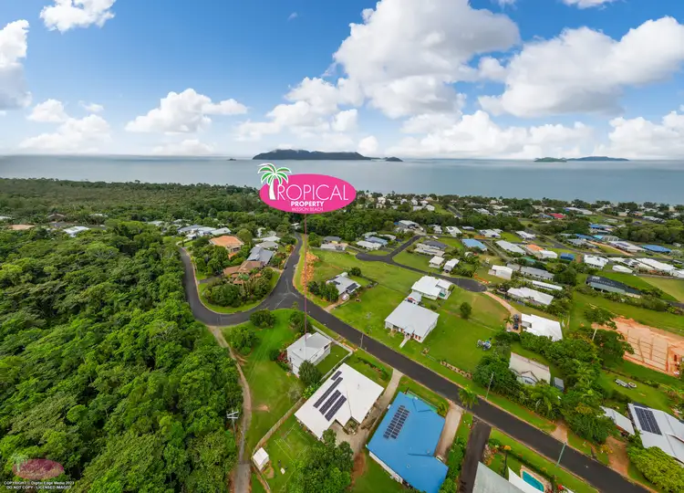 23 Admiralty Street, South Mission Beach QLD 4852