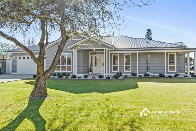 18 Hughes St, Barooga NSW 3644