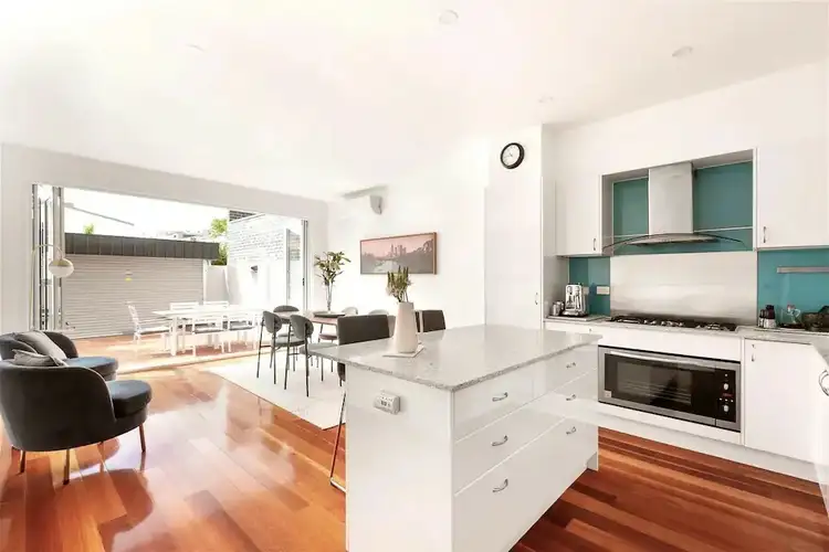 102 Nott St, Port Melbourne VIC 3207
