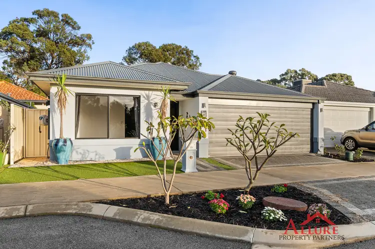 49 Warburton Trl, Lakelands WA 6180