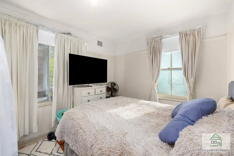 Seventh view of Homely house listing, 30 Kent St, Moe VIC 3825
