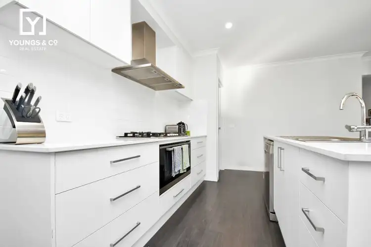 Third view of Homely house listing, 18 Daylesford Cres, Kialla VIC 3631