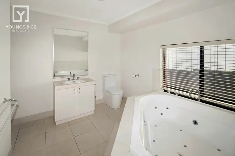 Seventh view of Homely house listing, 3 Winolite Ct, Mooroopna VIC 3629