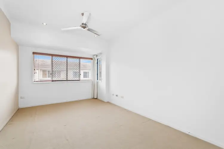 Sixth view of Homely townhouse listing, Unit 98/1-19 Burnda St, Kirwan QLD 4817