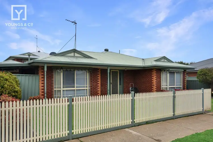 Second view of Homely unit listing, Unit 1/106 Ashenden St, Shepparton VIC 3630