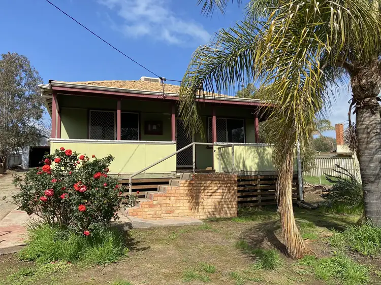 8 Queen St, Northam WA 6401