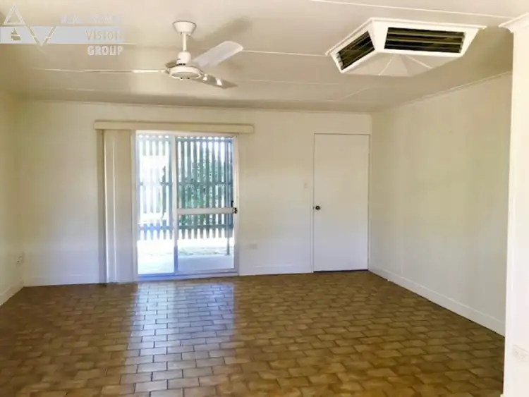 Fourth view of Homely house listing, 2 Carbeen Pl, Emerald QLD 4720