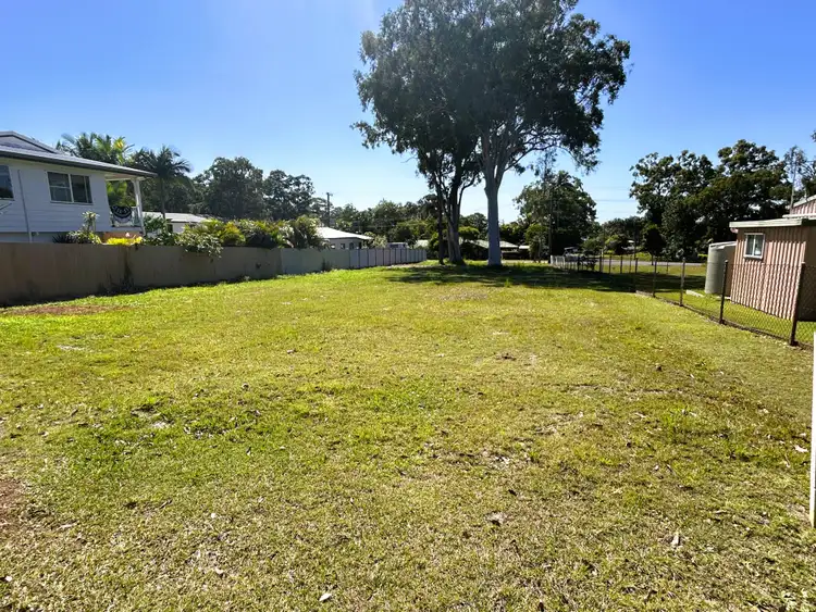 19 Reading St, Russell Island QLD 4184