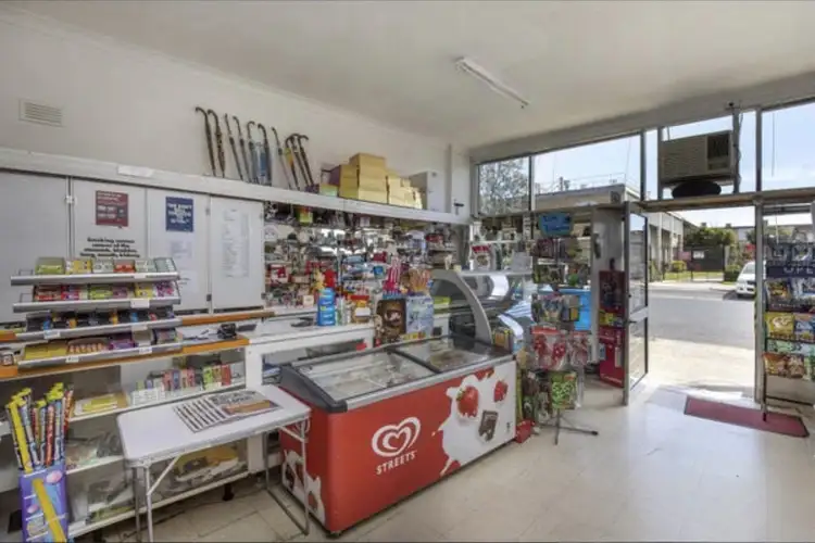 Second view of Homely house listing, 9 Menana Rd, Glenroy VIC 3046