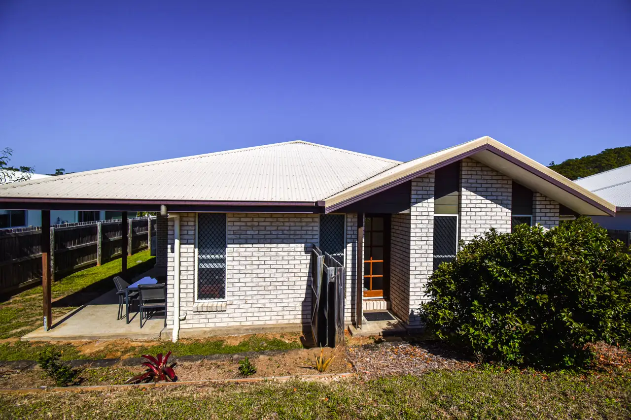 Main view of Homely house listing, Unit 1/10 Telopea Pl, Kirkwood QLD 4680