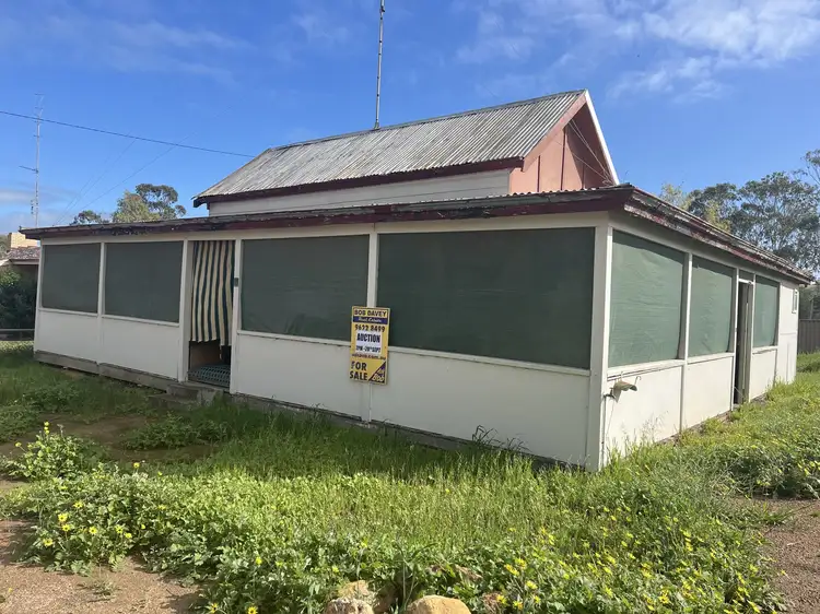 10 Stacy Street & 36 Goldfields Road, Dowerin WA 6461