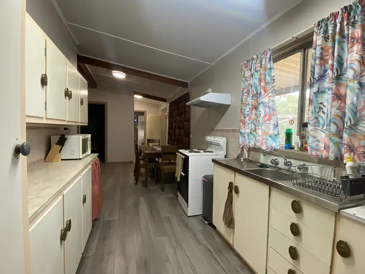 Fifth view of Homely house listing, 2 Norman St, Quorn SA 5433
