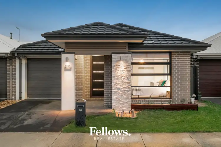 14 Rhynhurst Street, Clyde North VIC 3978