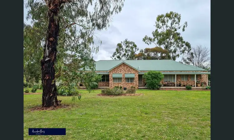 49 Runnymede Dr, Inverell NSW 2360