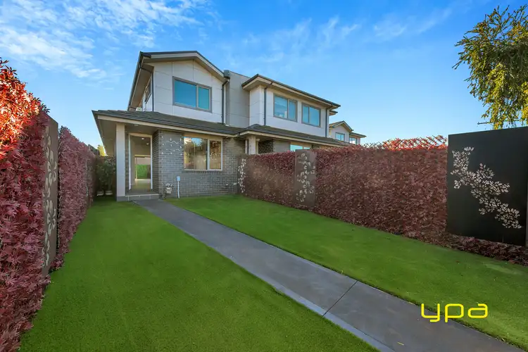 Main view of Homely townhouse listing, Unit 1/885-887 Pascoe Vale Rd, Glenroy VIC 3046