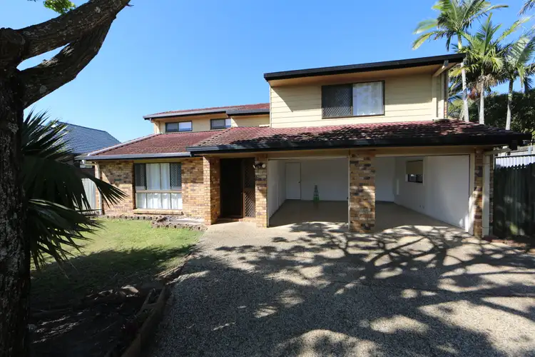 2 Raymore Ct, Carindale QLD 4152