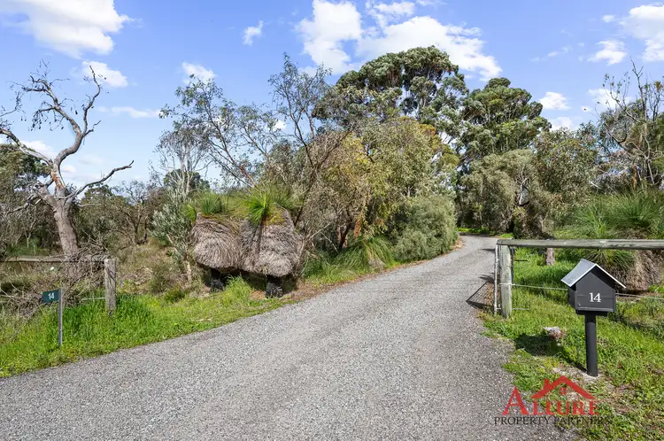 14 Magenup Dr, Wandi WA 6167
