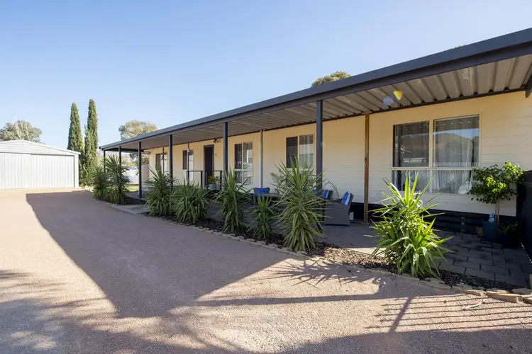 17 First Street, Napperby SA 5540