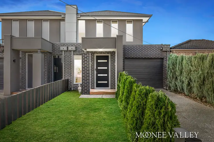 54 Riverside Avenue, Avondale Heights VIC 3034